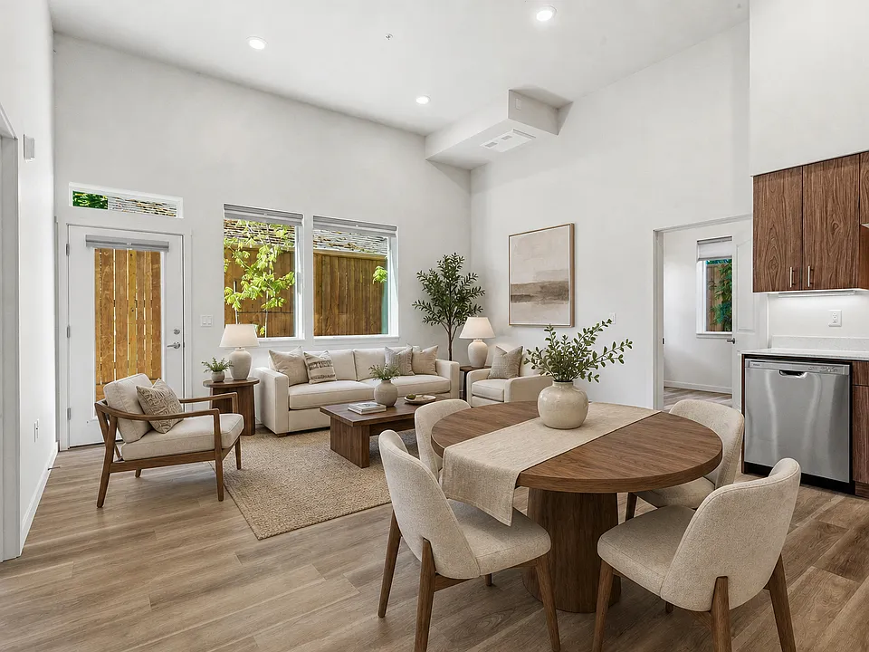 Evergreen Peak Apartments