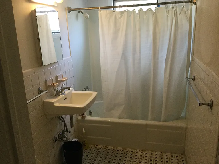 420 N Cayuga St — Photo 12