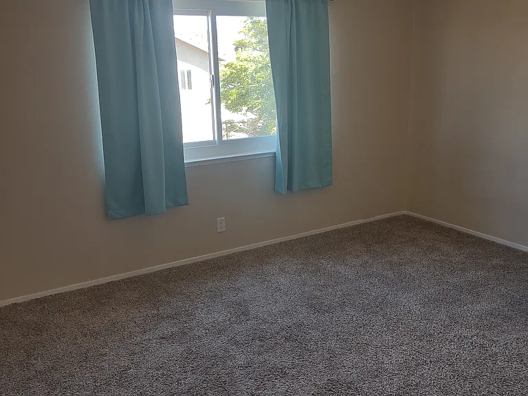 322 Esquina Dr — Photo 32