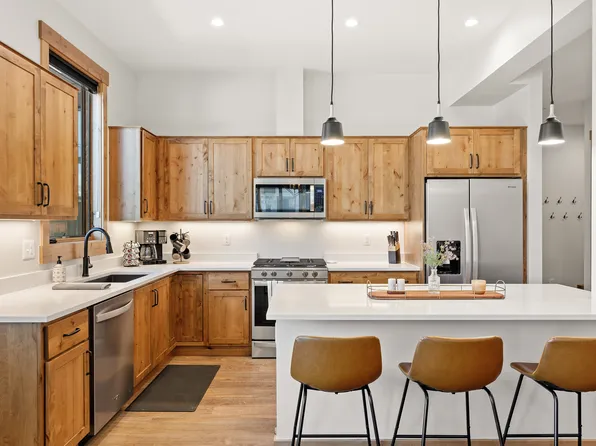 72 Meadow Creek Ln #F102, Fraser, CO 80442