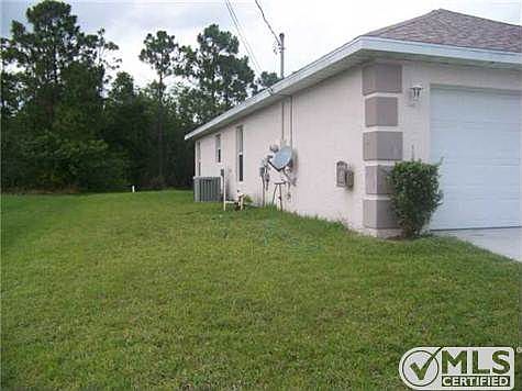 3rd image of 6848 NW Hogate Cir