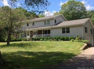 135 Stony Brook Rd, Stonington, CT 06378