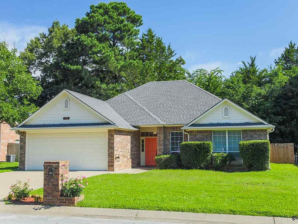 1st image of 132 Cedar Ln