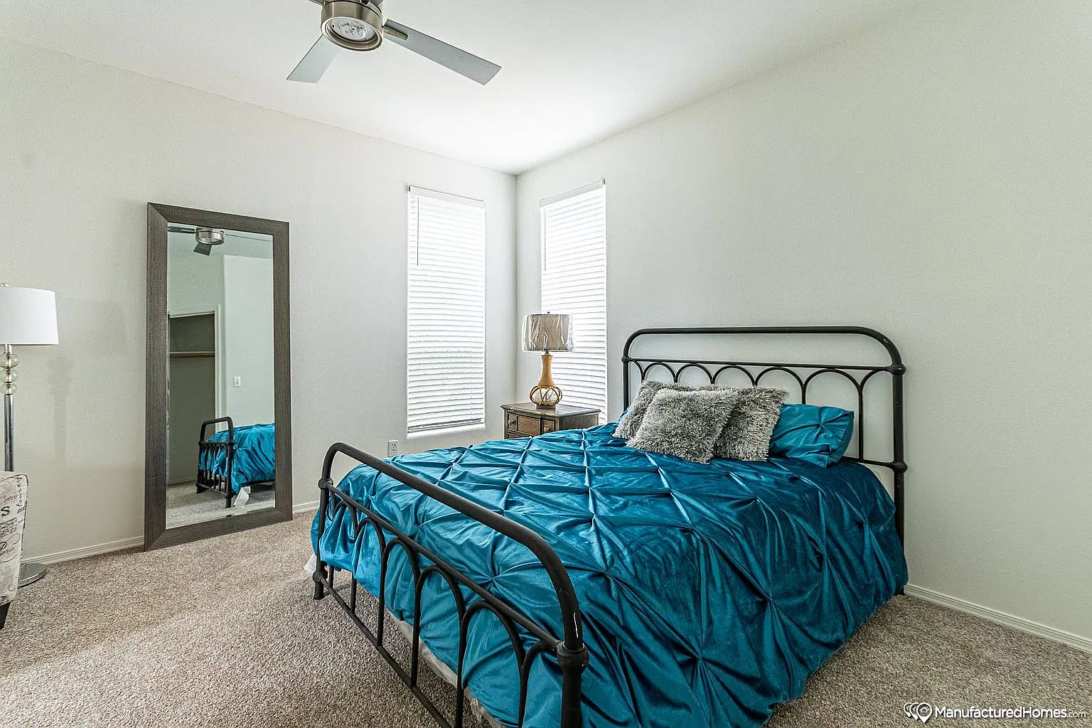 3 bed, 1230 sqft, $1,700 — Photo 4
