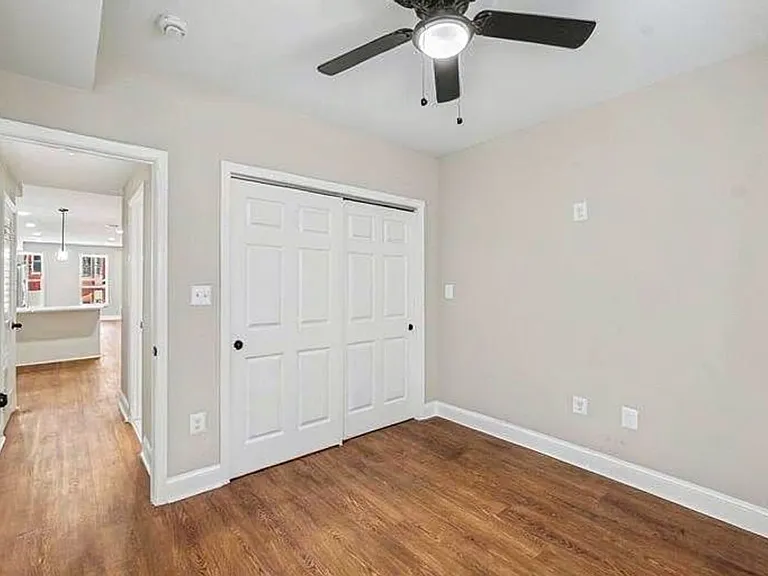 1625 Edmondson Ave — Photo 10