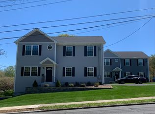 44 Infield St, Bridgeport, CT 06606