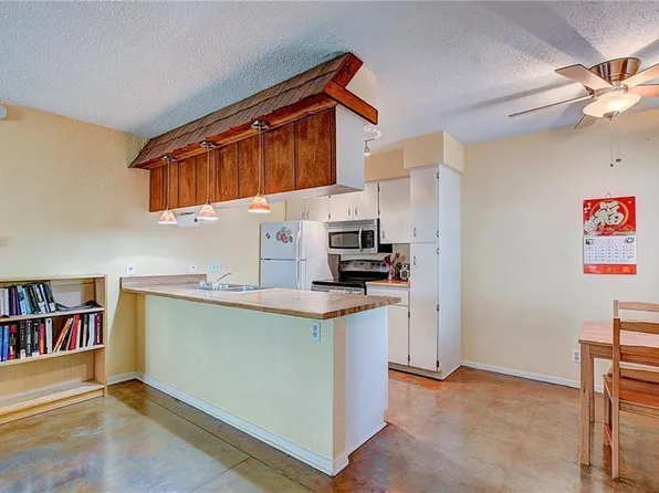 910 Duncan Ln APT 7, Austin, TX 78705