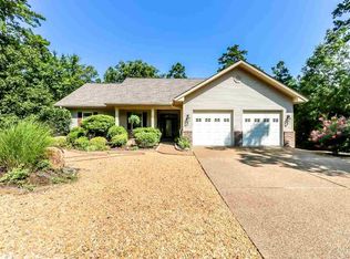 43 Campeon Way, Hot Springs Village, AR 71909