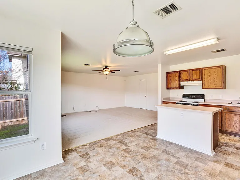 5204 Bahan Dr — Photo 7
