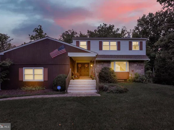 140 Beech St, Downingtown, PA 19335