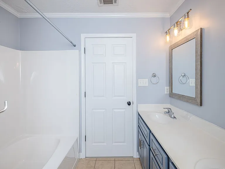 1053 Grove Landing Ln — Photo 26