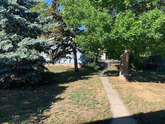 2nd image of 1021 Dilger Ave