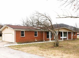 4733 Fox Creek Rd, Pacific, MO 63069