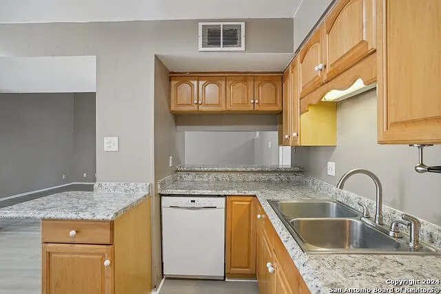 5023 Concord Rdg — Photo 11
