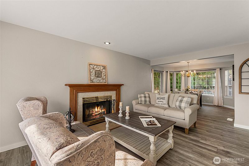 5th image of 710 Kriewald Court