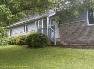 301 Cherry St, South Elgin, IL 60177