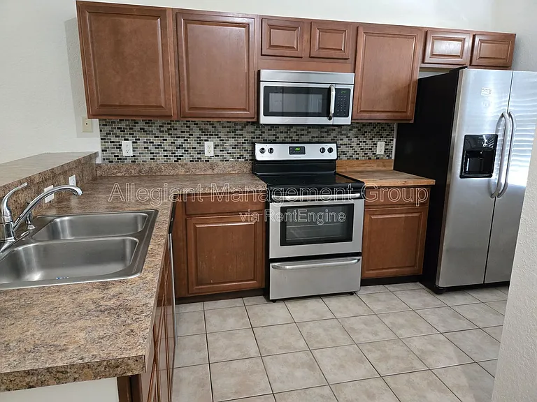6101 Lake Marion Golf Resort Dr — Photo 10