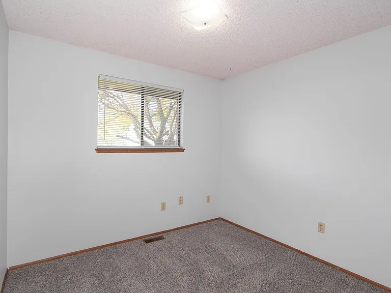 2218 W Cleveland Ave — Photo 10