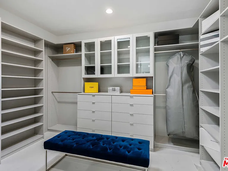 1250 Angelo Dr — Photo 21