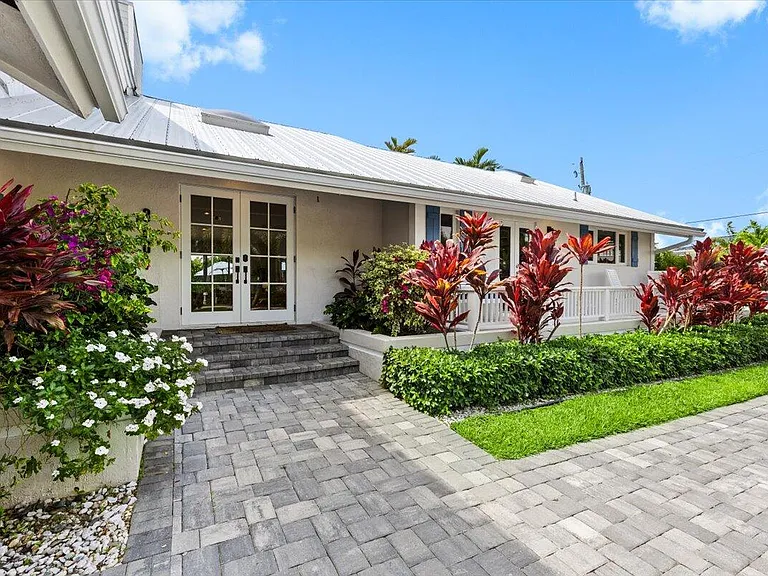 3001 Jasmine Ct — Photo 11