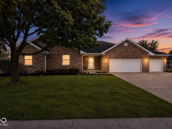 1131 Brunes Blvd, Brownsburg, IN 46112