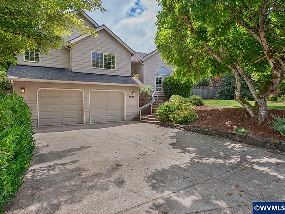 2nd image of 4826 NW Bruno Pl