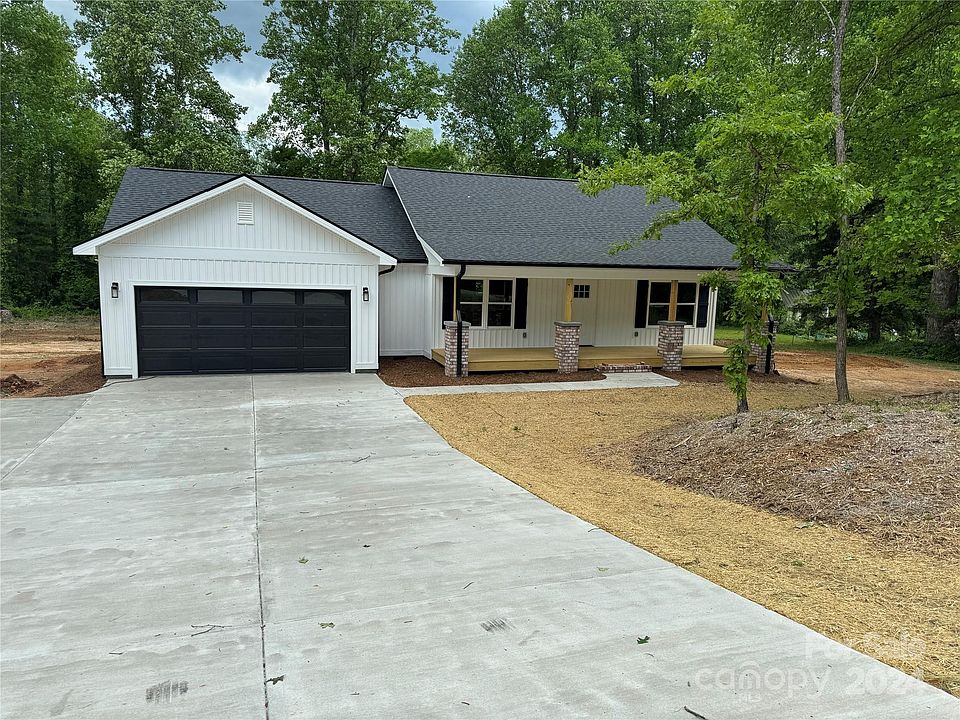 289 Highland Park Rd, East Flat Rock, NC 28726 MLS 4129441 Zillow