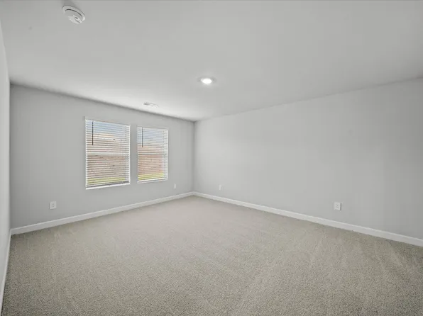 1560 Erindale Dr, Wellford, SC 29385