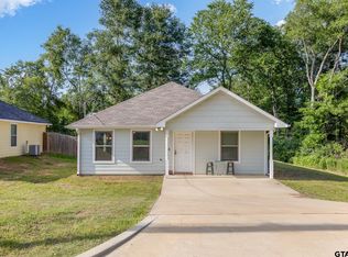 421 Alexander St, Kilgore, TX 75662