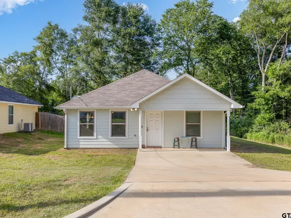 421 Alexander St, Kilgore, TX 75662