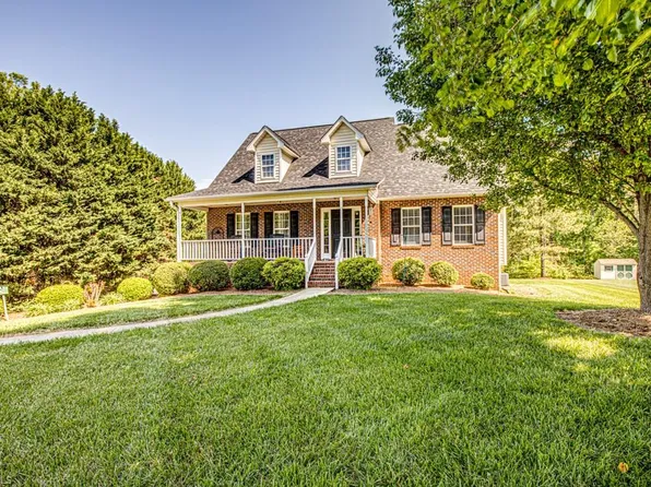 156 High Meadows Rd, Advance, NC 27006