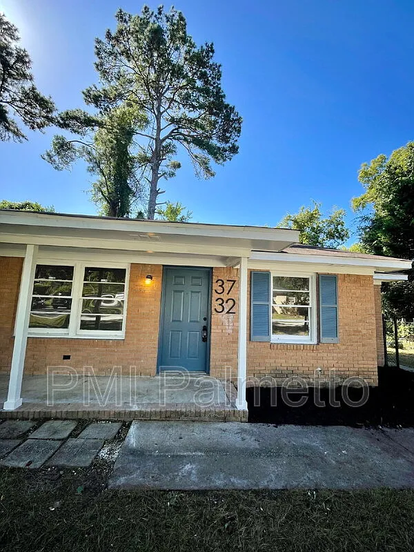 Building Photo - 3732 Hickory St