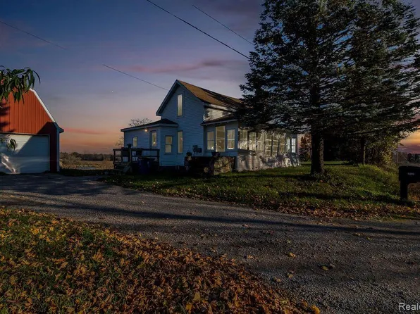 5205 Schott Rd, Mayville, MI 48744