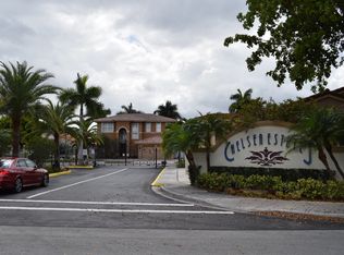 15915 SW 68th Ln, Miami, FL 33193