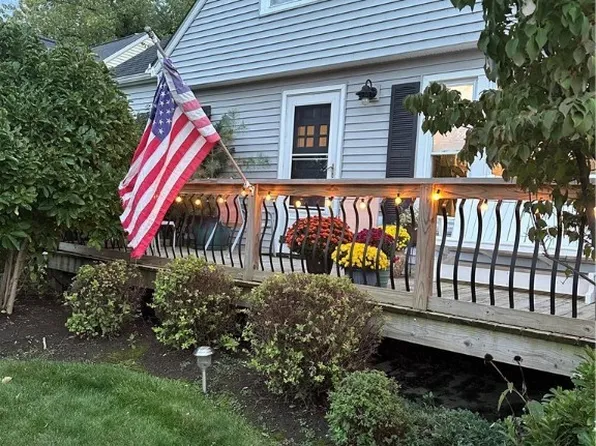 28612 Gilchrist Dr, Willowick, OH 44095