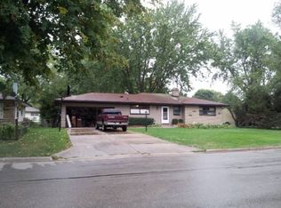 705 Troy Dr, Madison, WI 53704