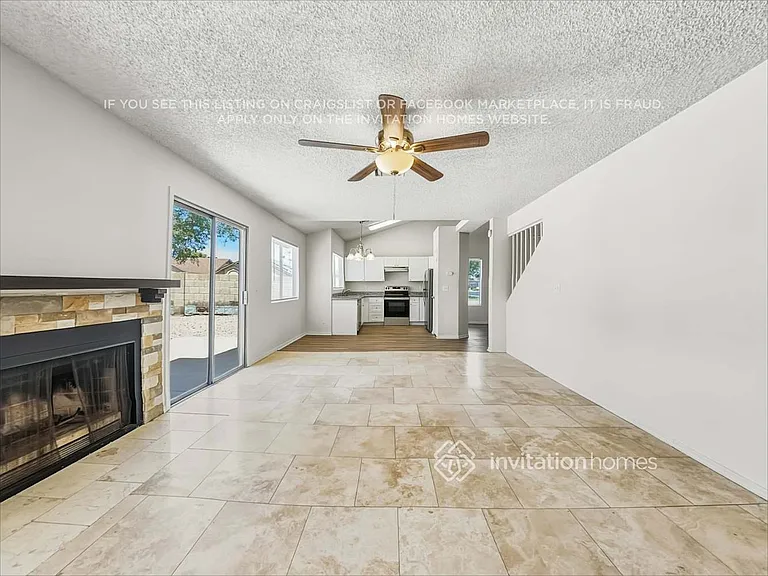 3814 W Elgin St — Photo 8