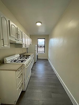5th image of 3715 81st St APT 3G
