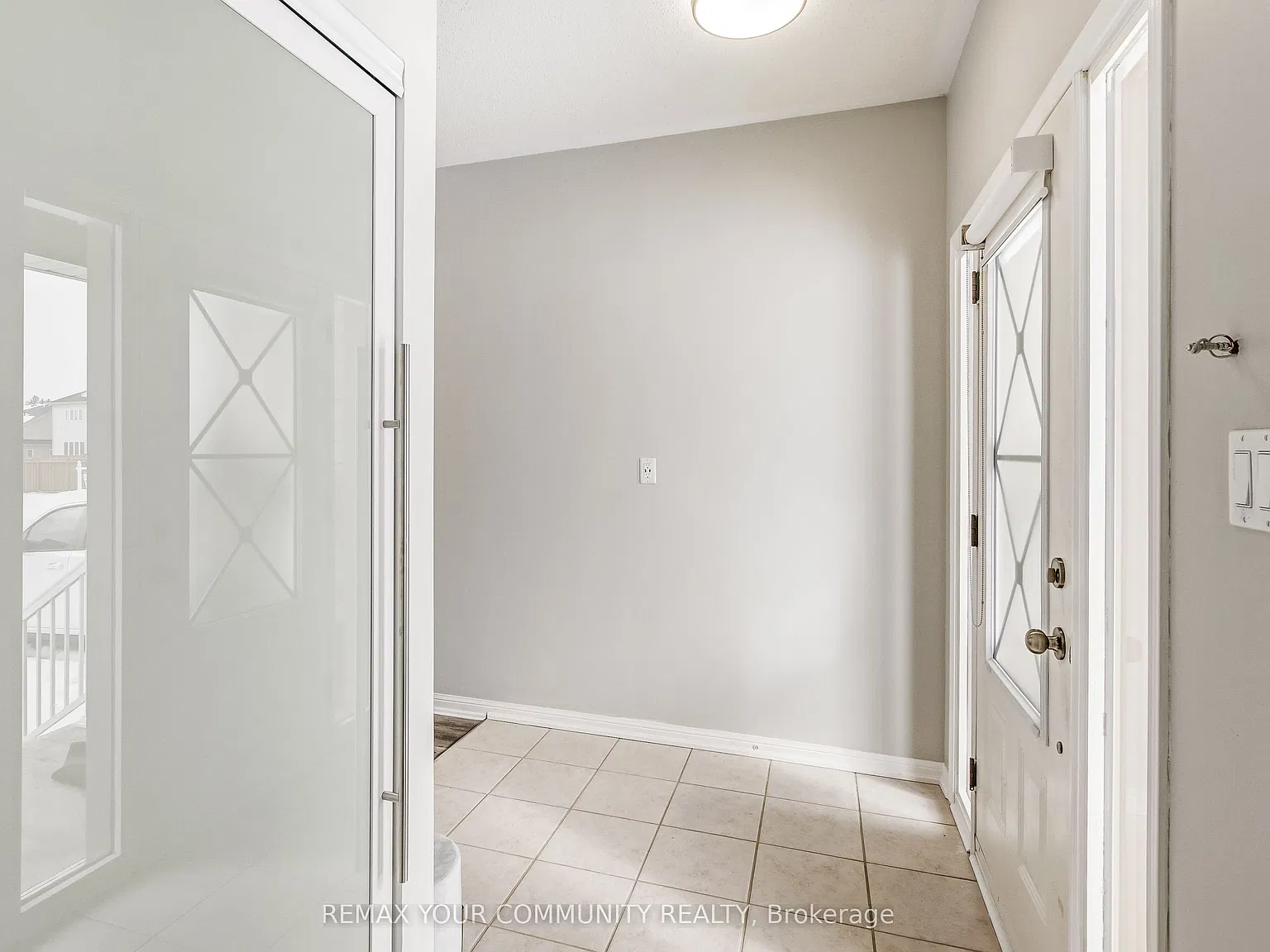 3 bed, $3,200 — Photo 3