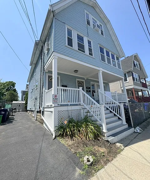 118 Holton St #1 — Photo 21