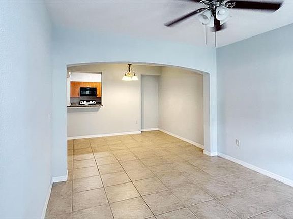 4th image of 162 SW Peacock Blvd APT 32-102