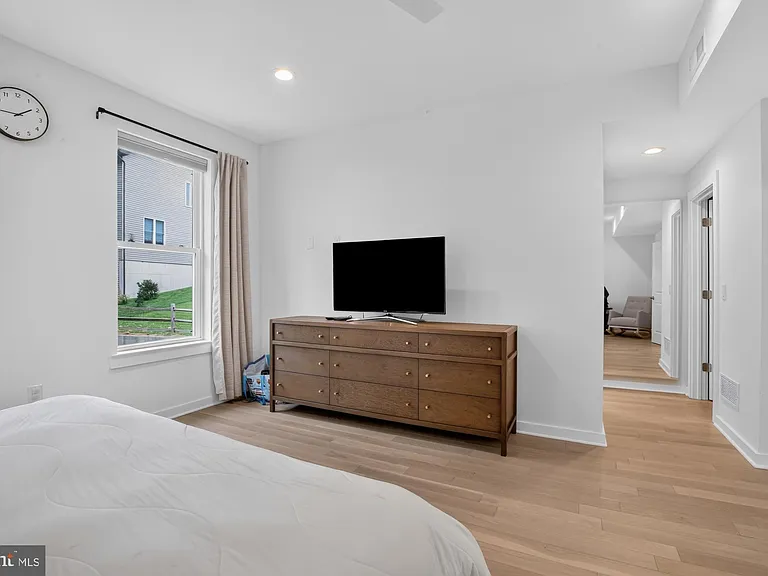 7354 Ridge Ave #27 — Photo 21