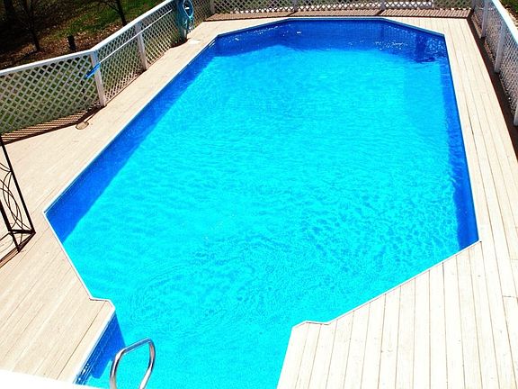 Sparkling low-chlorine 18x36 inground pool