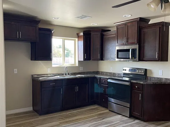 546 S 15th Ave #A & B, Yuma, AZ 85364