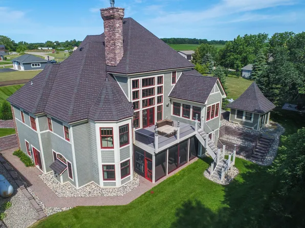 12133 Maple Springs Dr SE, Alexandria, MN 56308