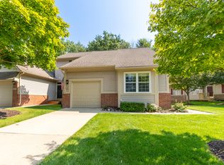 41810 Independence Dr, Novi, MI 48377