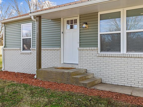 2nd image of 220 W Springfield Street #Package