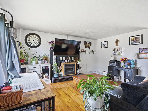 5th image of 1207 9th St