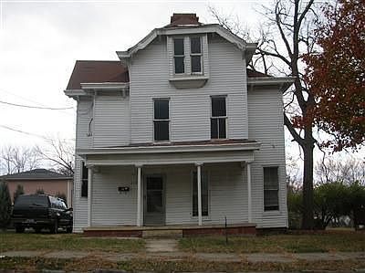 1st image of 117 E Broadway Ave