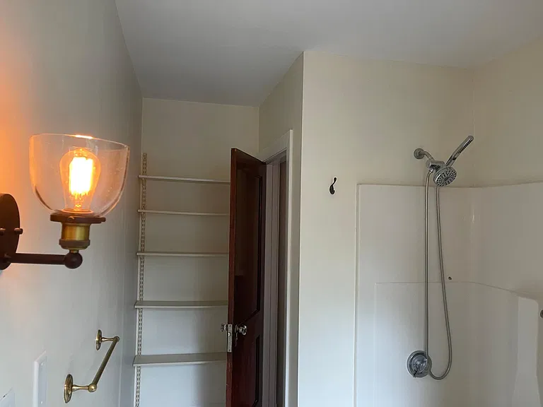 445 S Main St #5 — Photo 9